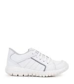 Zapatillas-colegiales-de-cuero-en-blanco.jpg