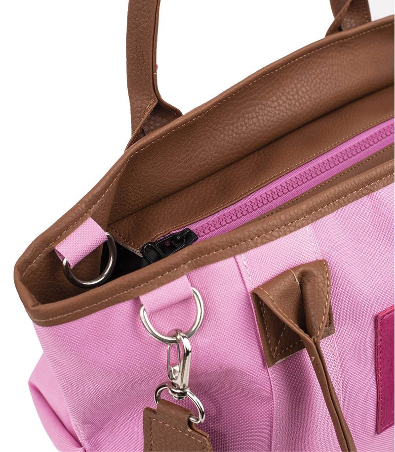 Bolso-con-correas-deportivas-de-tela-en-rosa.jpg