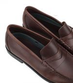 Mocasines-clasicos-de-cuero-marron.jpg