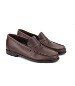 Mocasines-clasicos-de-cuero-marron.jpg
