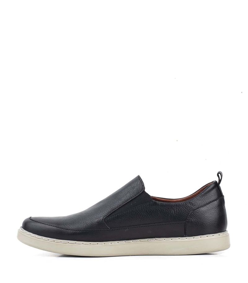 Panchas-con-elastico-de-cuero-negro.jpg