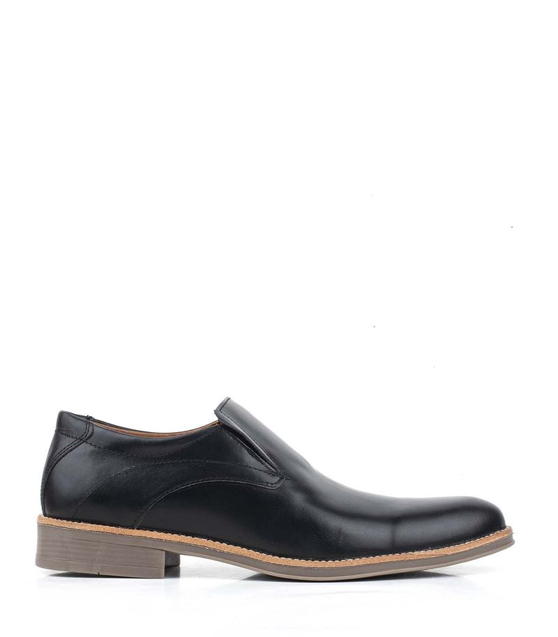 Zapatos-clasicos-con-elastico-de-cuero-negro.jpg