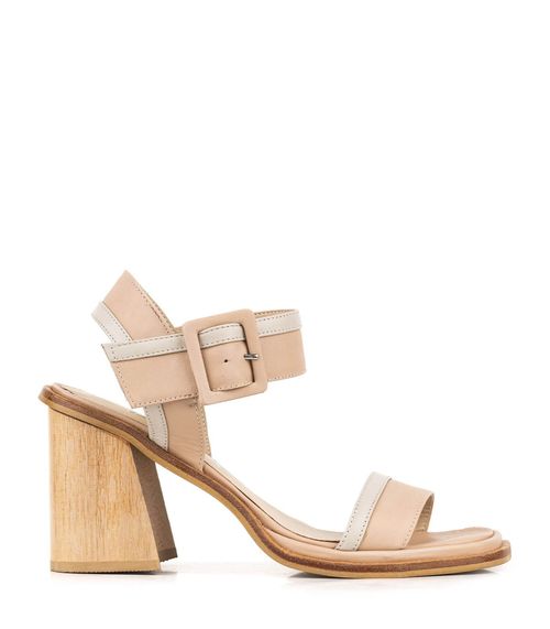 Sandalias combinadas de cuero en nude