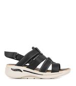 Sandalias-taco-chino-de-cuero-en-negro.jpg