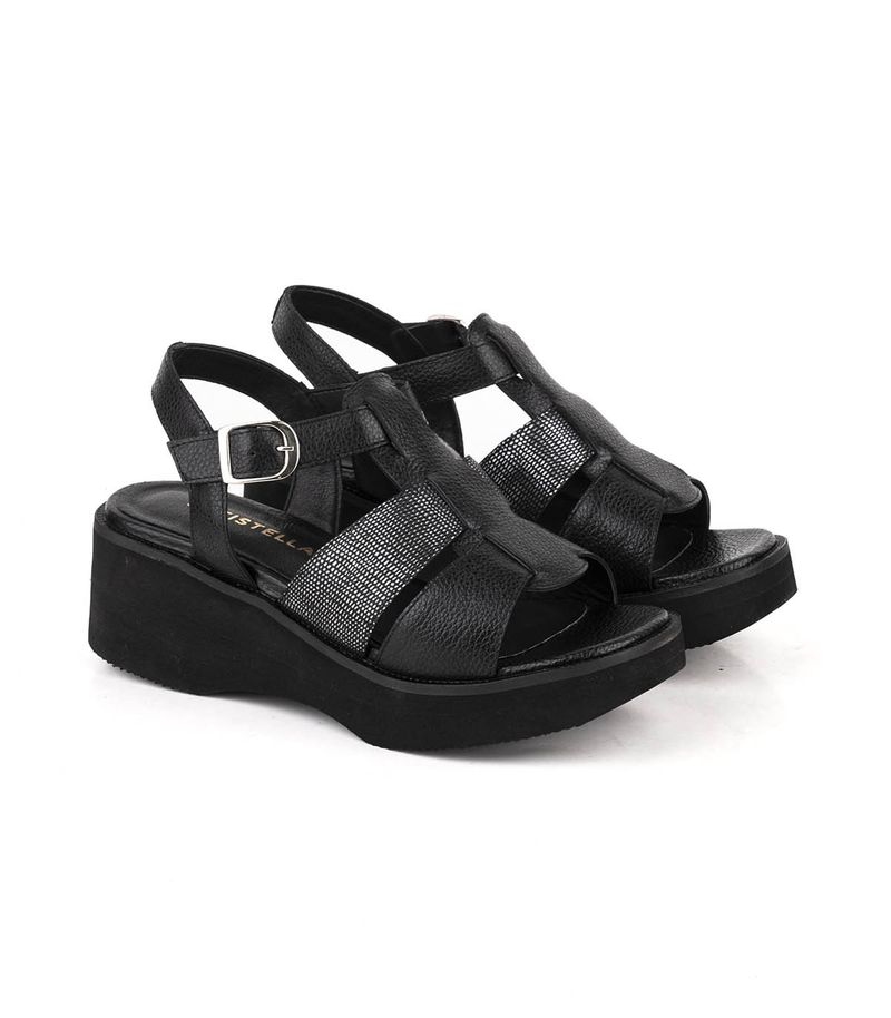 Sandalias-taco-chino-combinadas-de-cuero-en-negro.jpg