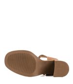 Sandalias-tramadas-de-cuero-en-cuoio.jpg