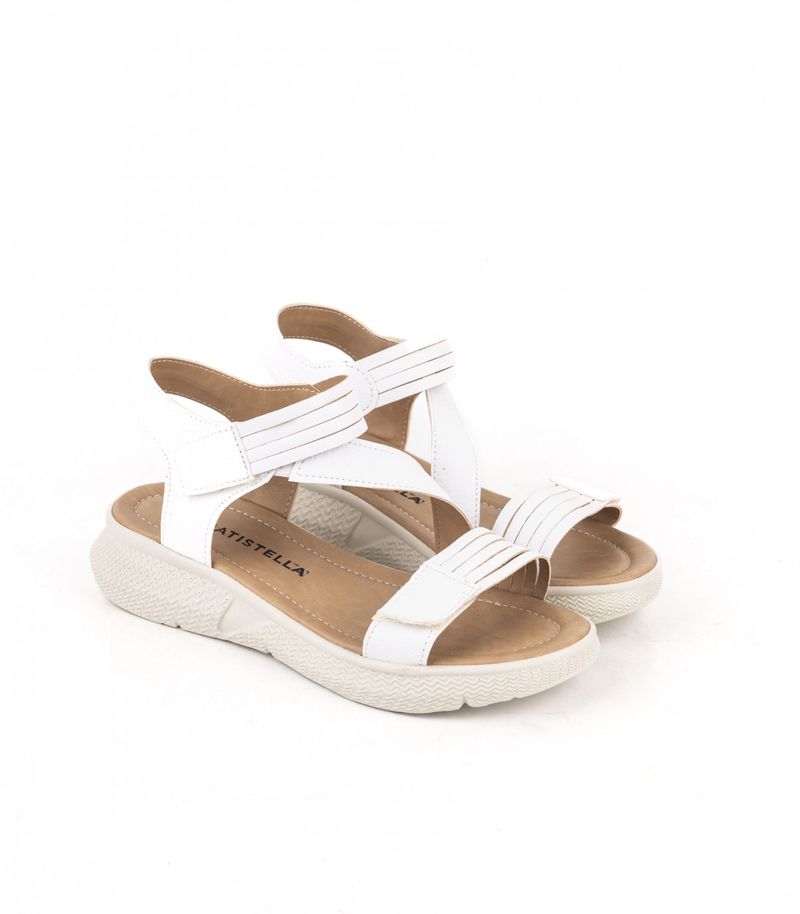 Sandalias-de-cuero-blanco-con-velcro.jpg