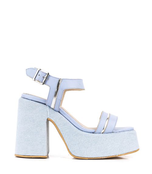 Sandalias altas en denim celeste