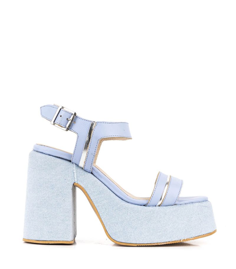 Sandalias-altas-en-denim-celeste.jpg