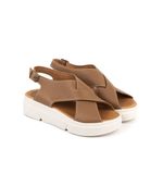 Sandalias-con-cintas-de-cuero-en-suela.jpg