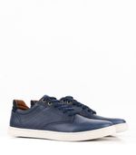 Zapatillas-urbanas-de-cuero-en-azul.jpg