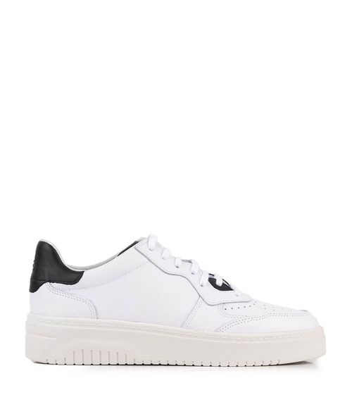 Zapatillas urbanas de cuero en blanco combinado