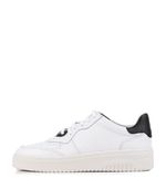 Zapatillas-urbanas-de-cuero-en-blanco-combinado.jpg