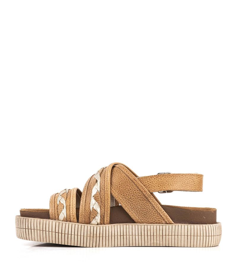 Sandalias-estilo-ugly-de-cuero-en-suela.jpg