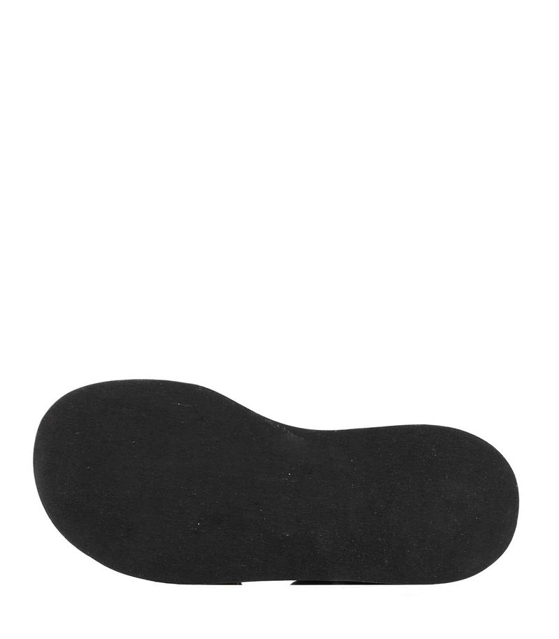 Sandalias-bajas-combinadas-de-cuero-en-negro.jpg