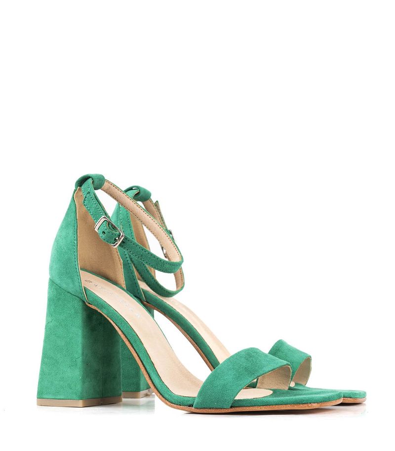 Sandalias-con-pulsera-de-gamuza-en-verde.jpg