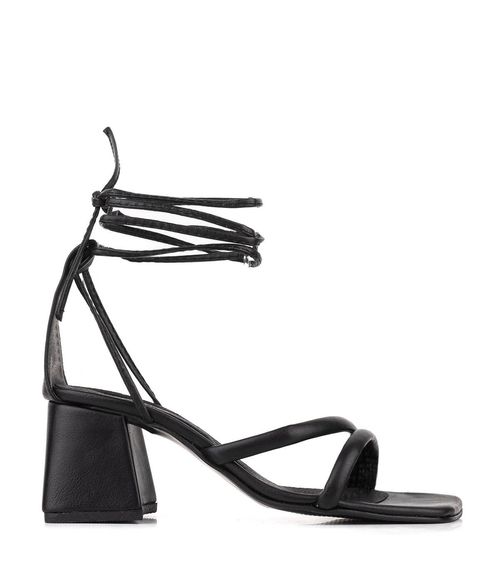 Sandalias de cintas en símil negro