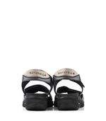 Sandalias-confort-de-cuero-con-velcro-en-negro.jpg