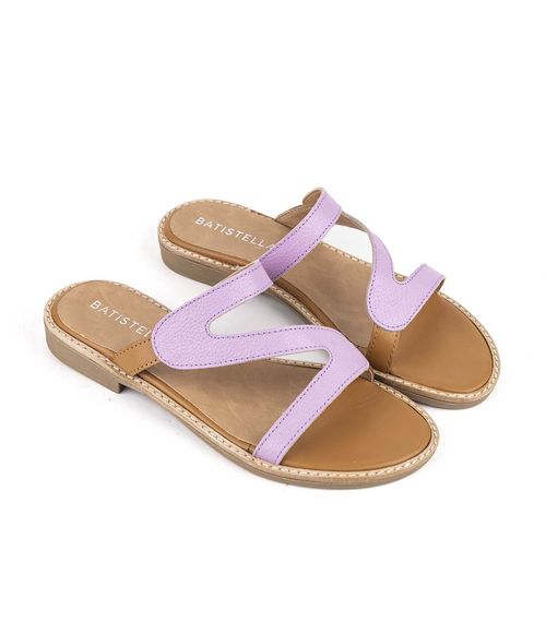 Sandalias de cintas cruzadas en cuero lila