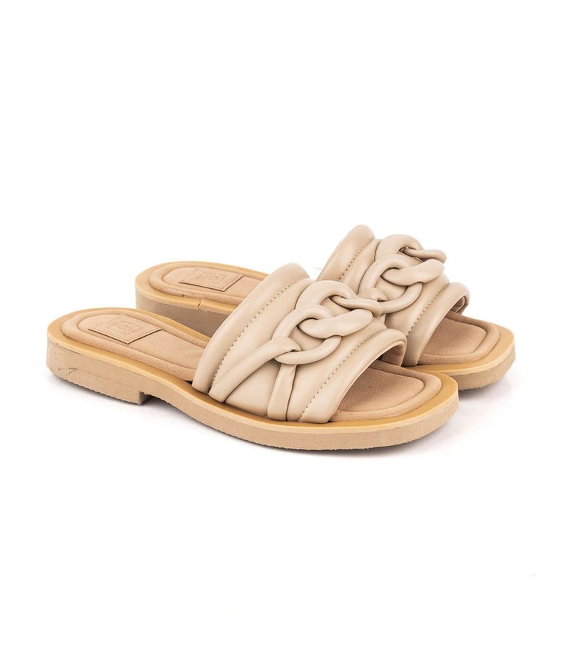 Sandalias-bajas-con-herraje-en-cuero-nude.jpg