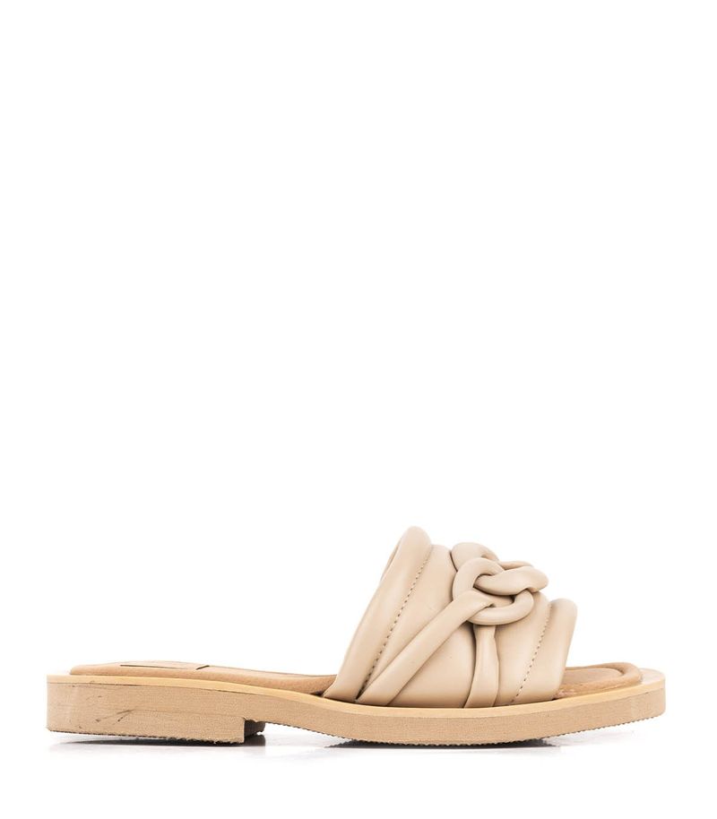 Sandalias-bajas-con-herraje-en-cuero-nude.jpg