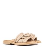 Sandalias-bajas-con-herraje-en-cuero-nude.jpg