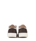 Zapatillas-urbanas-con-recortes-de-cuero-en-habano.jpg