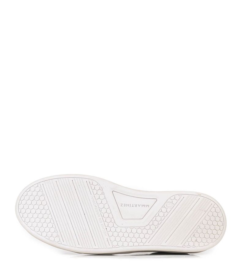 Zapatillas-urbanas-con-recortes-de-cuero-en-habano.jpg