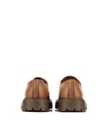 Zapatos-acordonados-de-cuero-en-suela.jpg
