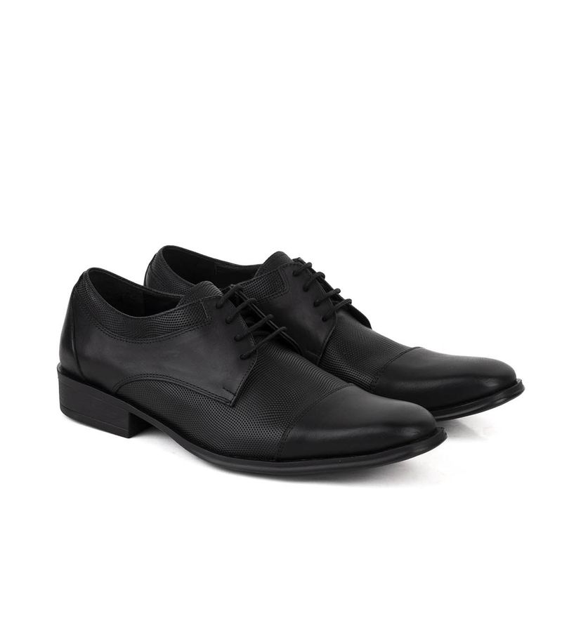 Zapatos-de-vestir-acordonados-de-cuero-en-negro.jpg