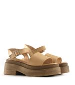 Sandalias-clasicas-de-cuero-en-suela.jpg
