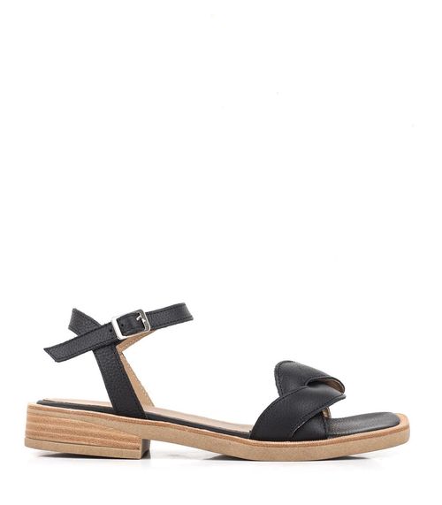 Sandalias bajas trenzadas de cuero negro