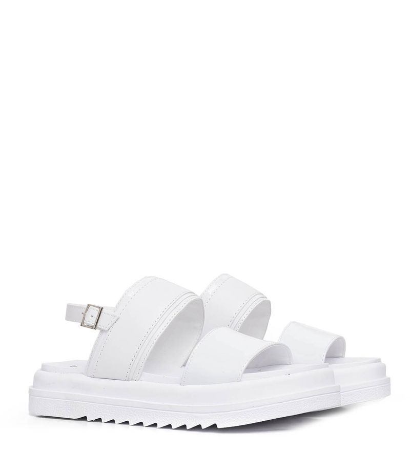 Sandalias-clasicas-de-simil-en-blanco.jpg