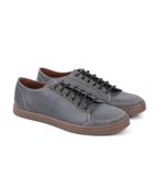 Zapatillas-urbanas-combinadas-de-cuero-en-gris-4-692.jpg