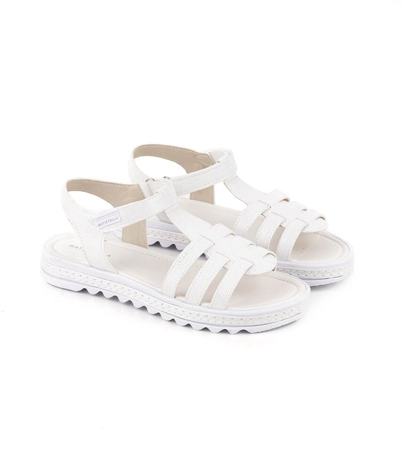 Sandalias-con-brillo-en-simil-blanco