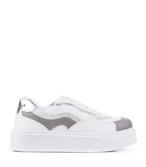 Zapatillas urbanas de símil en blanco