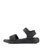 Sandalias-con-velcro-en-simil-negro