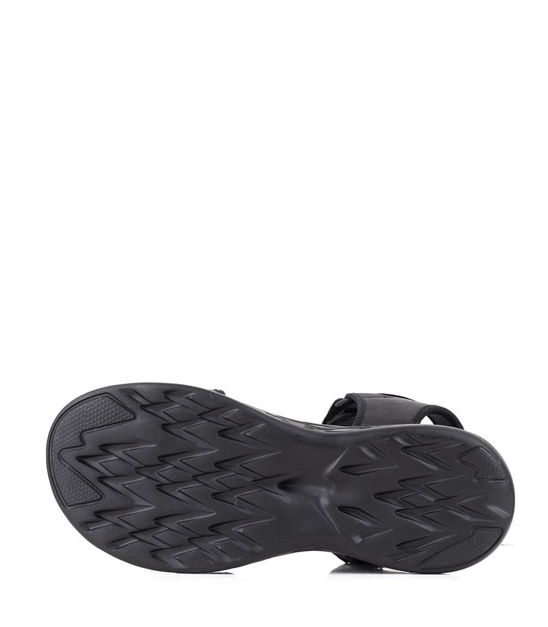 Sandalias-con-velcro-en-simil-negro