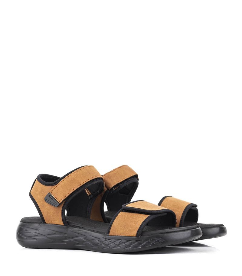 Sandalias-con-velcro-en-simil-suela