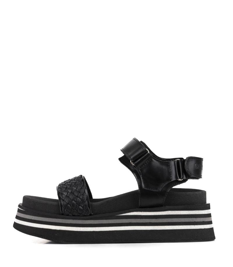 Sandalias-base-corrida-de-cuero-en-negro