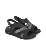 Sandalias-tramadas-de-cuero-negro