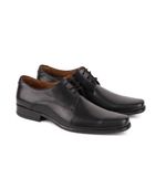 Zapatos-de-vestir-en-cuero-negro