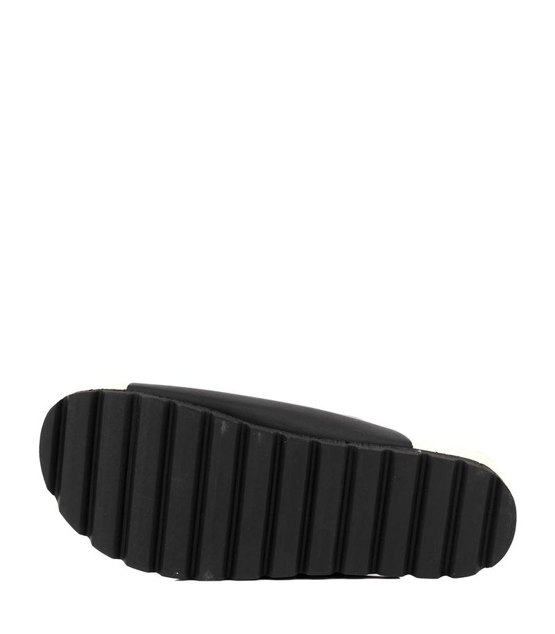 Birks-con-herrajes-de-cuero-en-negro