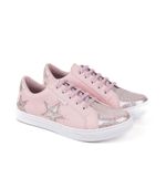 Zapatillas-de-simil-con-apliques-en-rosa