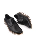 Zapatos-de-vestir-en-cuero-picado-negro