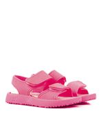 Sandalias-playera-de-goma-en-fucsia