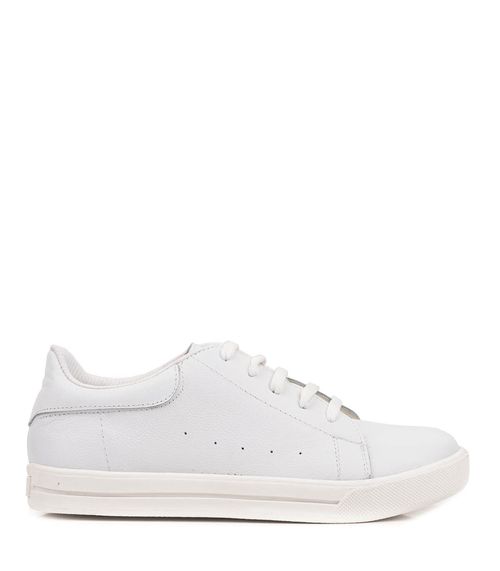 Zapatillas de cuero en blanco