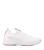 Zapatillas-urbanas-de-tela-en-blanco