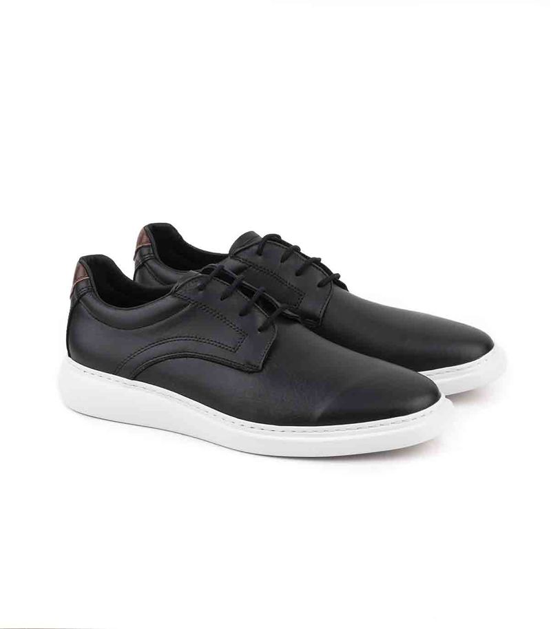 Zapatos-sport-acordonados-de-cuero-negro