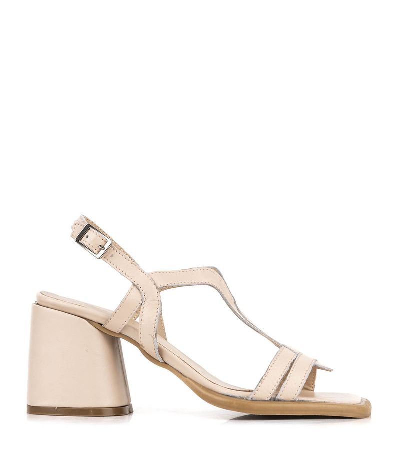Sandalias-taco-ancho-de-cuero-en-nude
